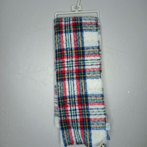 St.John's Bay Blanket Scarf